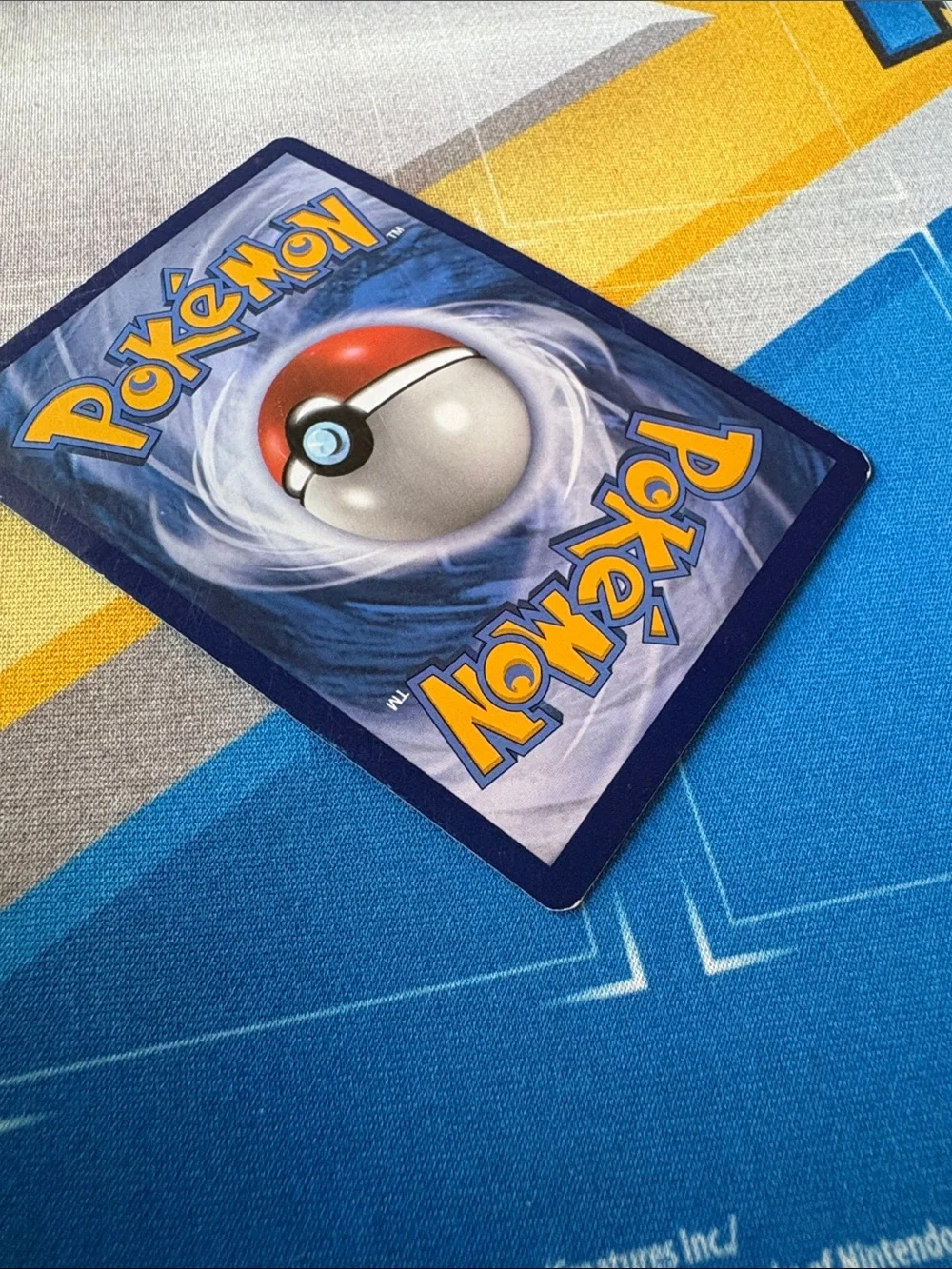 Pokémon Shining Lugia SM82 Shining Legends Promo Holo Basic Card MP